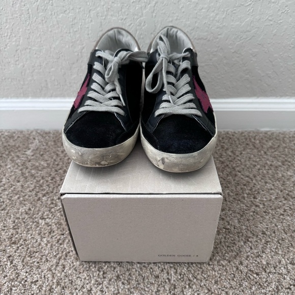 Golden Goose Super-Star Black & Red Star Low-Top Sneaker (Unisex) - Picture 4 of 8